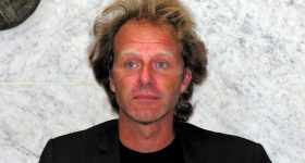 Regissören till den svenska succén